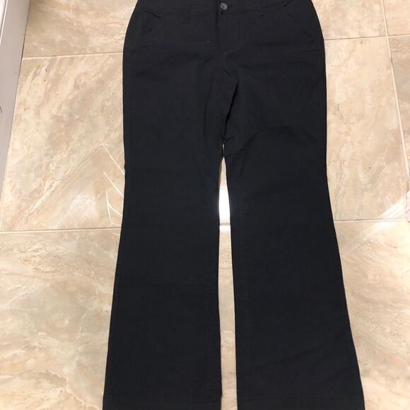 Aeropostale  NWT Women dress  pants - Picture 1 of 6